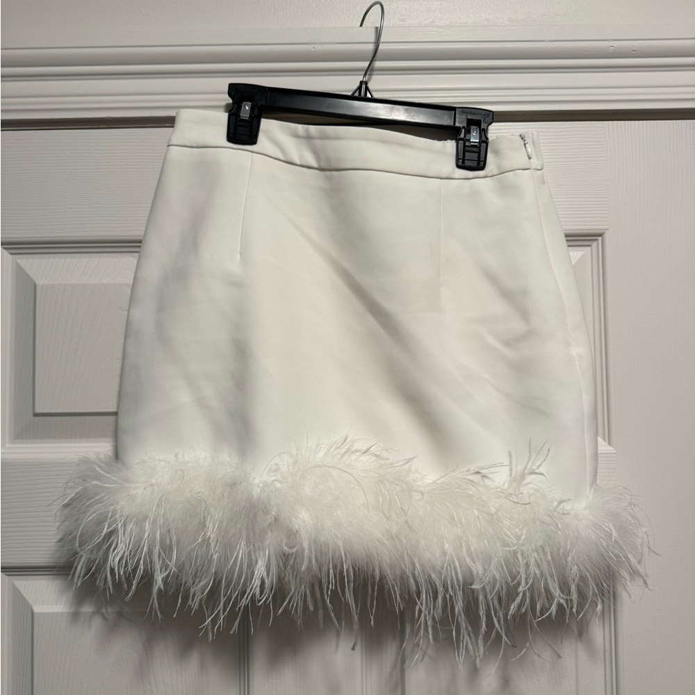 La’Ros White Feathered Skirt - Medium
